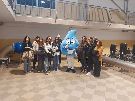 Grafika 10: Dni otwarte na Stacji Uzdatniania Wody.